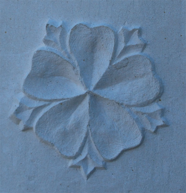 Rose du blason de Nans les Pins